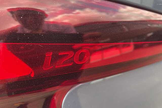 Hyundai i20 Premium 1.0 T-GDi (100ps)
