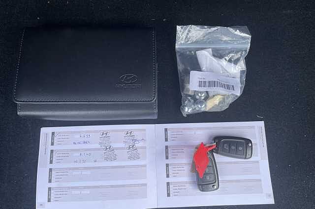 Hyundai KONA N Line 1.0 T-GDi MHEV (120ps) Atlas White