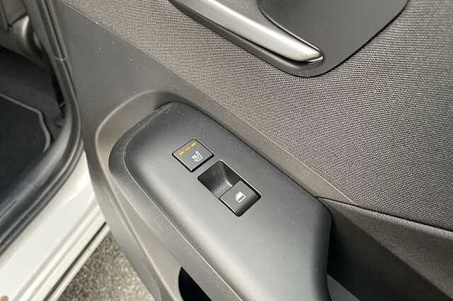 Hyundai KONA Advance Electric 65kWh EV (218ps)