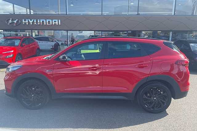 Hyundai TUCSON N Line 1.6 T-GDi (177ps) Engine Red