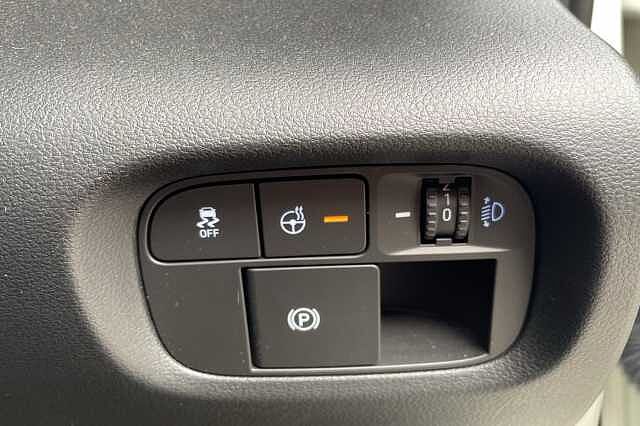 Hyundai INSTER 02 49kWh EV (116ps) Natural Ivory