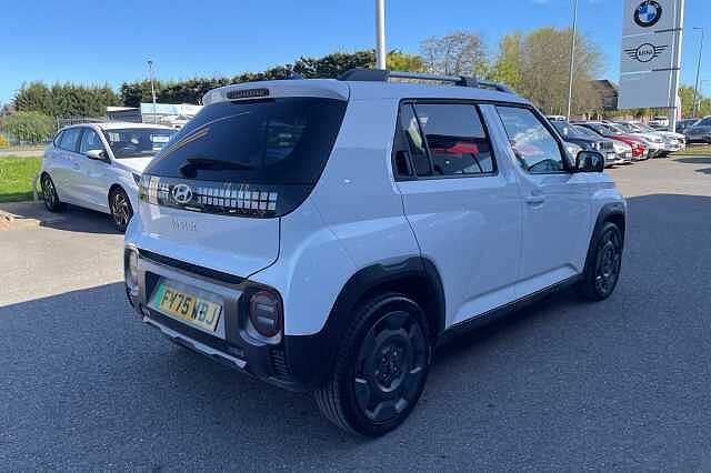 Hyundai INSTER Cross Electric 49kWh EV (115ps)
