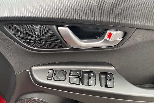 Hyundai KONA SE Connect 1.0 T-GDi MHEV (120ps)