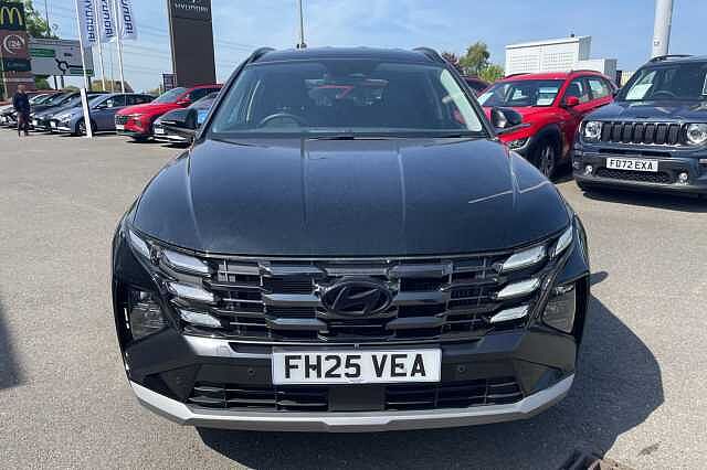 Hyundai TUCSON premium Plug In Hybrid 1.6 T-HDi PHEV (252ps) Abyss Black