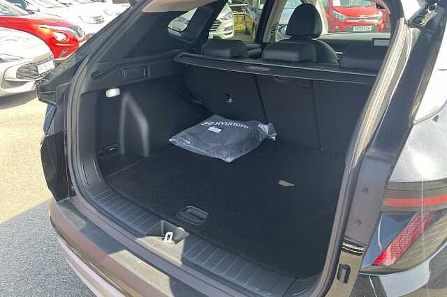 Hyundai TUCSON premium Plug In Hybrid 1.6 T-HDi PHEV (252ps) Abyss Black