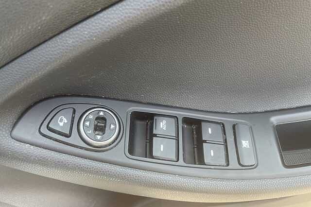 Hyundai i20 Premium Nav 1.2 MPi (84ps)