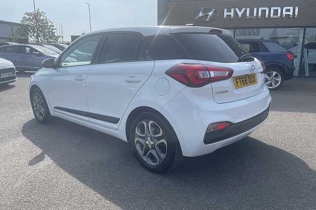 Hyundai i20 Premium Nav 1.2 MPi (84ps)