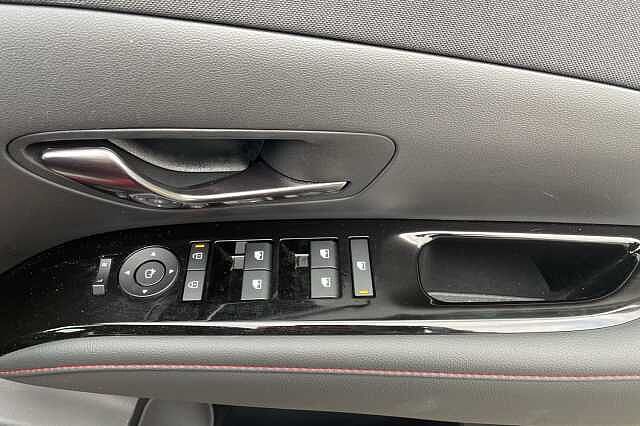 Hyundai TUCSON N Line S Plug in Hybird 1.6 T-GDi PHEV 4WD (252ps)