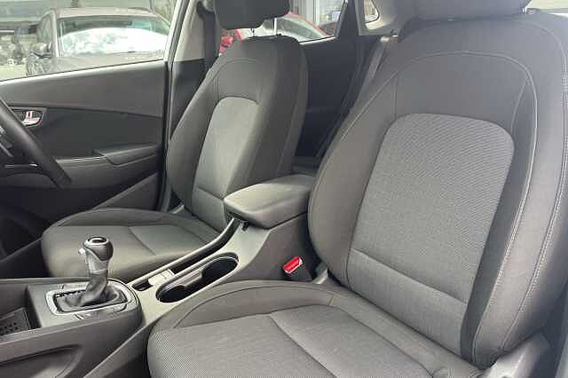 Hyundai KONA Premium Hybrid 1.6 GDi HEV (141ps)