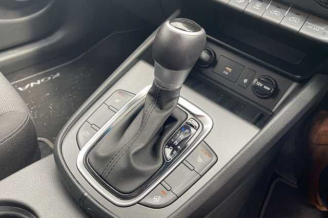 Hyundai KONA Premium Hybrid 1.6 GDi HEV (141ps)