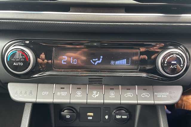 Hyundai KONA Premium Hybrid 1.6 GDi HEV (141ps)