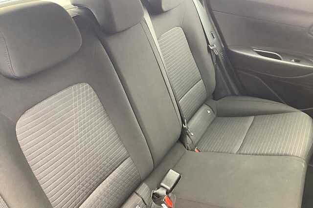 Hyundai I20 SE Connect 1.0 T-GDi MHEV (100ps) Dragon Red