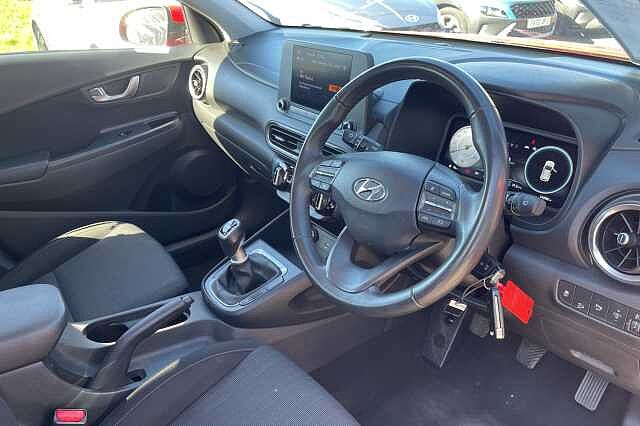 Hyundai KONA SE Connect 1.0 T-GDi MHEV (120ps)