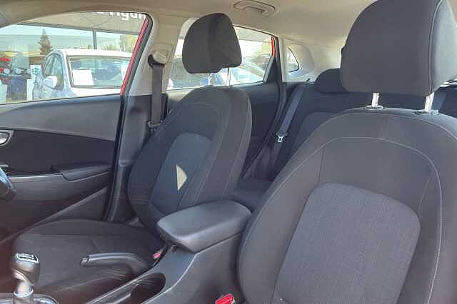 Hyundai KONA SE Connect 1.0 T-GDi MHEV (120ps)