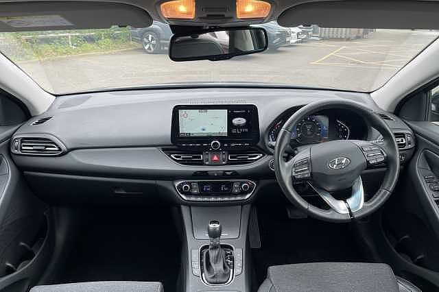 Hyundai i30 Premium 1.0 T-GDi MHEV (120ps)