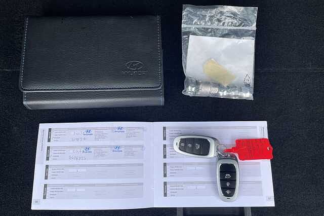 Hyundai TUCSON Premium Hybrid 1.6 T-GDi HEV (230ps)