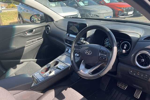 Hyundai KONA Premium Electric 64kWh EV (204ps) Abyss Black
