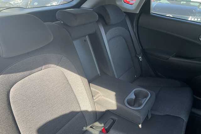 Hyundai KONA Premium Electric 64kWh EV (204ps) Abyss Black