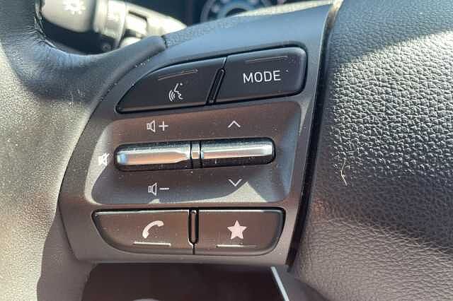 Hyundai KONA Premium Electric 64kWh EV (204ps) Abyss Black