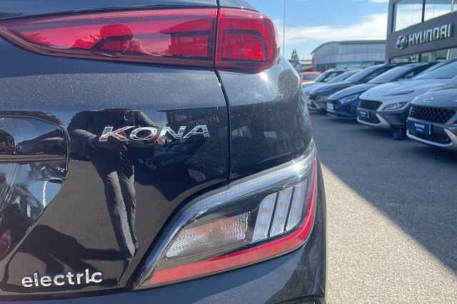 Hyundai KONA Premium Electric 64kWh EV (204ps) Abyss Black