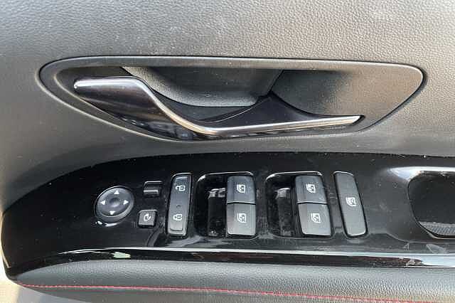 Hyundai TUCSON N Line Hybrid 1.6 T-GDi HEV (230ps)