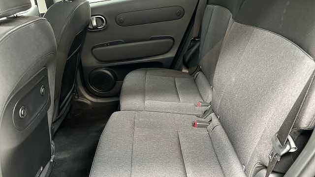 Hyundai INSTER Long Range 49kWh 02 SUV 5dr Electric Auto (115 ps)