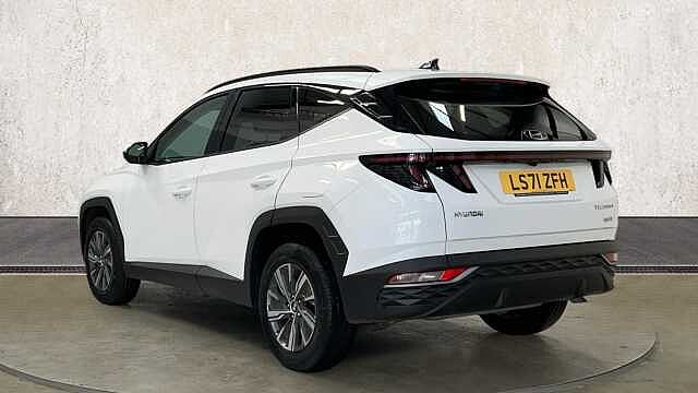 Hyundai TUCSON 1.6 h T-GDi SE Connect SUV 5dr Petrol Hybrid Auto Euro 6 (s/s) (230 ps) White