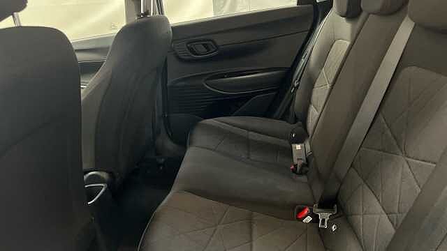 Hyundai BAYON 1.0 T-GDi MHEV SE Connect SUV 5dr Petrol Hybrid DCT Euro 6 (s/s) (100 ps) Black