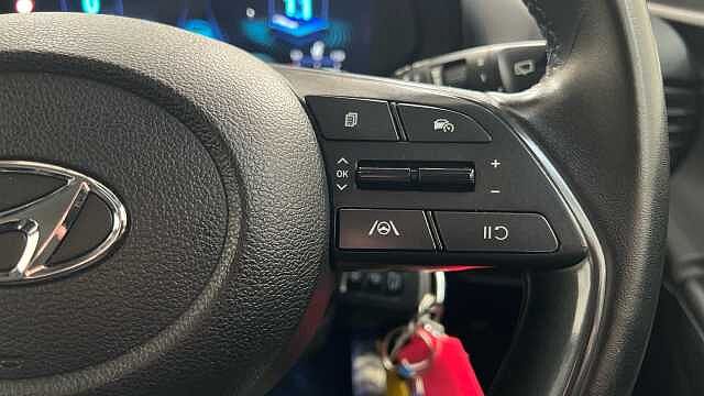 Hyundai BAYON 1.0 T-GDi MHEV SE Connect SUV 5dr Petrol Hybrid DCT Euro 6 (s/s) (100 ps) Black