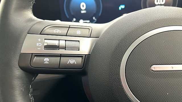 Hyundai KONA 1.6 h-GDi Ultimate SUV 5dr Petrol Hybrid DCT Euro 6 (s/s) (129 ps) Black