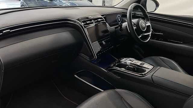 Hyundai TUCSON 1.6 h T-GDi 13.8kWh Ultimate SUV 5dr Petrol Plug-in Hybrid Auto 4WD Euro 6 (s/s) Atlas White