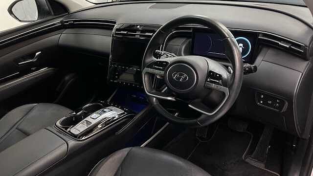 Hyundai TUCSON 1.6 h T-GDi 13.8kWh Ultimate SUV 5dr Petrol Plug-in Hybrid Auto 4WD Euro 6 (s/s) Atlas White