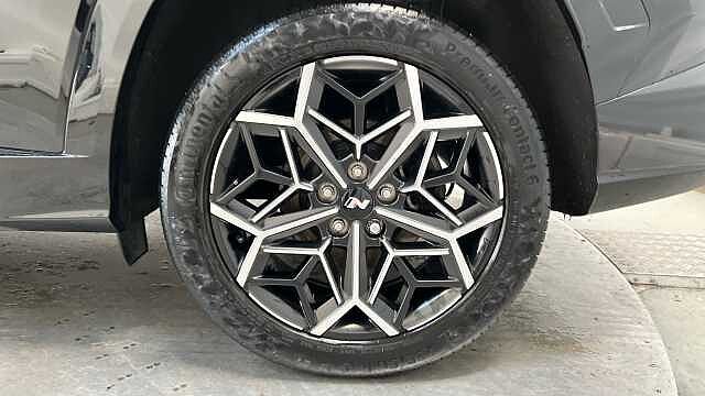 Hyundai TUCSON 1.6 T-GDi MHEV N Line SUV 5dr Petrol Hybrid DCT Euro 6 (s/s) (150 ps) Phantom Black