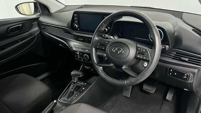 Hyundai I20 1.0 T-GDi MHEV SE Connect Hatchback 5dr Petrol Hybrid DCT Euro 6 (s/s) (100 ps) White