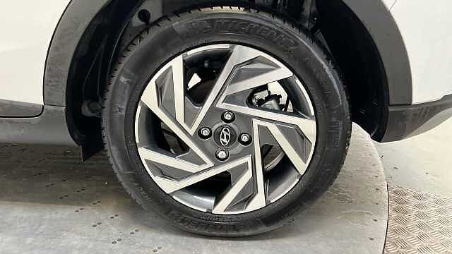 Hyundai BAYON 1.0 T-GDi Advance SUV 5dr Petrol Manual Euro 6 (s/s) (100 ps) White