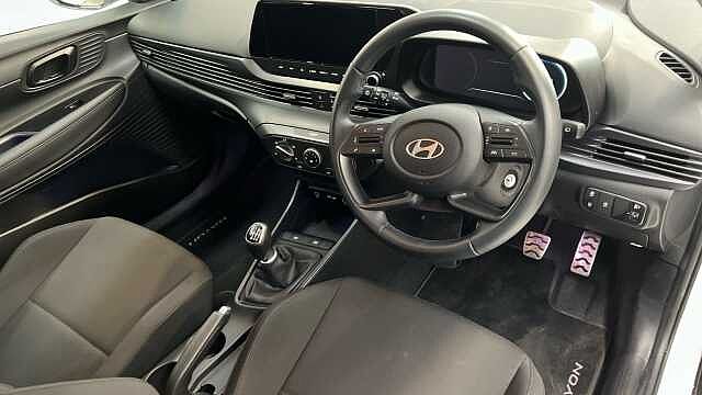 Hyundai BAYON 1.0 T-GDi Advance SUV 5dr Petrol Manual Euro 6 (s/s) (100 ps) White