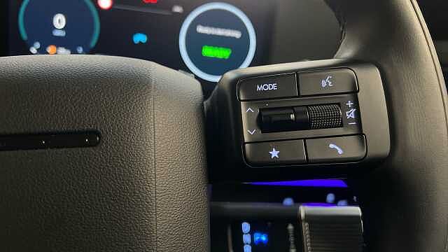 Hyundai Santa Fe 1.6 T-GDi 13.8kWh Calligraphy SUV 5dr Petrol Plug-in Hybrid Auto 4WD Euro 6 (s/s