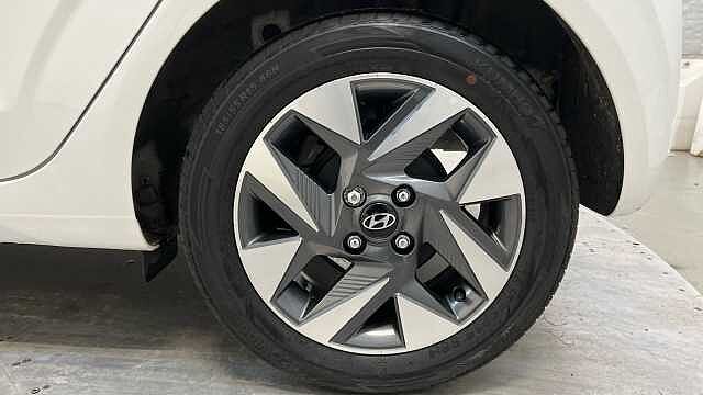 Hyundai I10 1.0 Advance Hatchback 5dr Petrol Auto Euro 6 (s/s) (63 ps) Atlas White