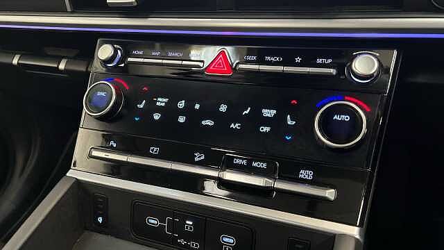 Hyundai Santa Fe 1.6 h T-GDi Ultimate SUV 5dr Petrol Hybrid Auto Euro 6 (s/s) (7Seat) (215 ps)