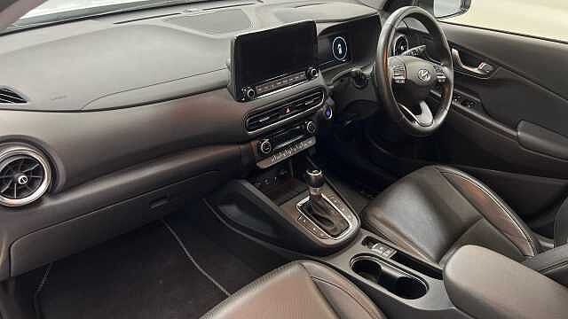 Hyundai KONA 1.6 h-GDi Ultimate SUV 5dr Petrol Hybrid DCT Euro 6 (s/s) (141 ps) White