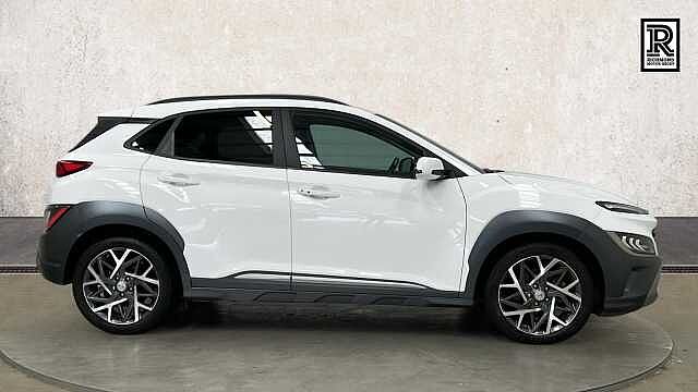 Hyundai KONA 1.6 h-GDi Ultimate SUV 5dr Petrol Hybrid DCT Euro 6 (s/s) (141 ps) White