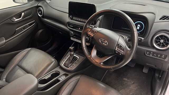 Hyundai KONA 1.6 h-GDi Ultimate SUV 5dr Petrol Hybrid DCT Euro 6 (s/s) (141 ps) White