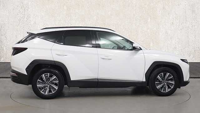 Hyundai TUCSON 1.6 T-GDi SE Connect SUV 5dr Petrol Manual Euro 6 (s/s) (150 ps) White
