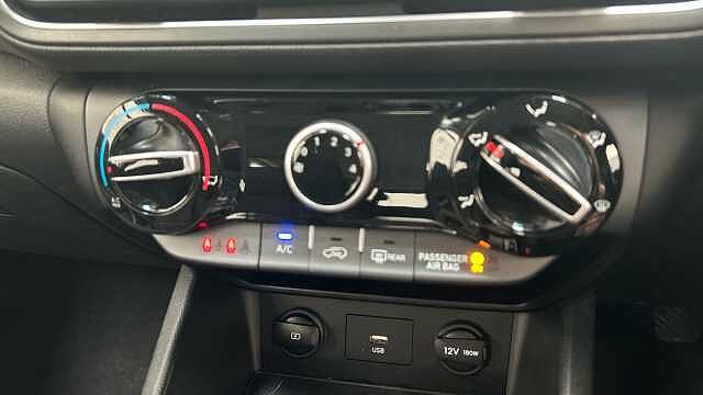 Hyundai KONA 1.0 T-GDi MHEV SE Connect SUV 5dr Petrol Hybrid Manual Euro 6 (s/s) (120 ps)