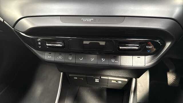 Hyundai i20 1.0 T-GDi MHEV Premium Hatchback 5dr Petrol Hybrid Manual Euro 6 (s/s) (100 ps)