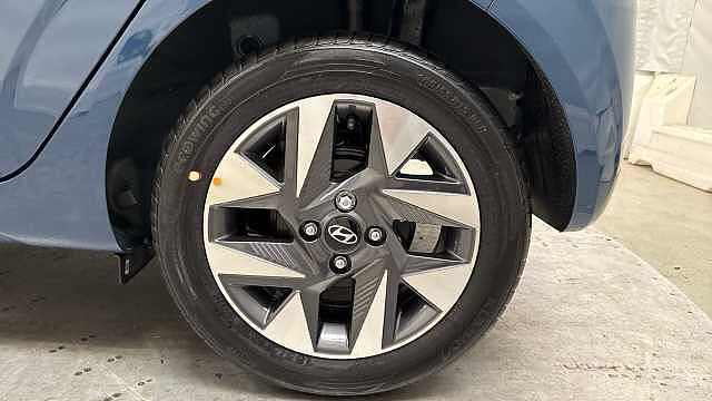 Hyundai i10 1.0 Advance Hatchback 5dr Petrol Auto Euro 6 (s/s) (63 ps)