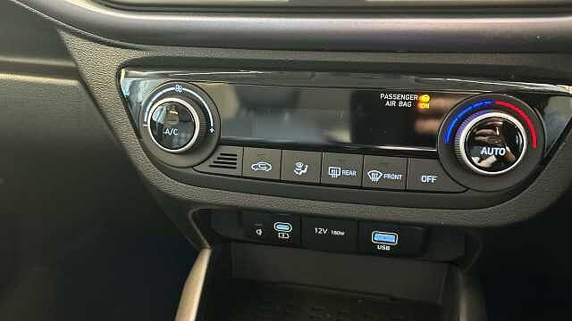 Hyundai i10 1.2 Premium Auto Euro 6 (s/s) 5dr