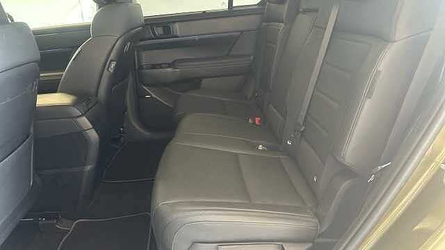 Hyundai SANTA FE 1.6 h T-GDi Calligraphy SUV 5dr Petrol Hybrid Auto Euro 6 (s/s) (7Seat) (215 ps) Olive Green