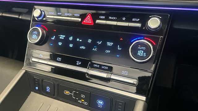 Hyundai SANTA FE 1.6 h T-GDi Calligraphy SUV 5dr Petrol Hybrid Auto Euro 6 (s/s) (7Seat) (215 ps) Olive Green