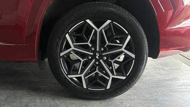 Hyundai TUCSON 1.6 T-GDi 13.8kWh N Line SUV 5dr Petrol Plug-in Hybrid Auto 4WD Euro 6 (s/s) (26